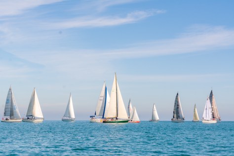 "Embarcaciones participando en la VIII Regata Torre del Marenyet - Diego Moreno"